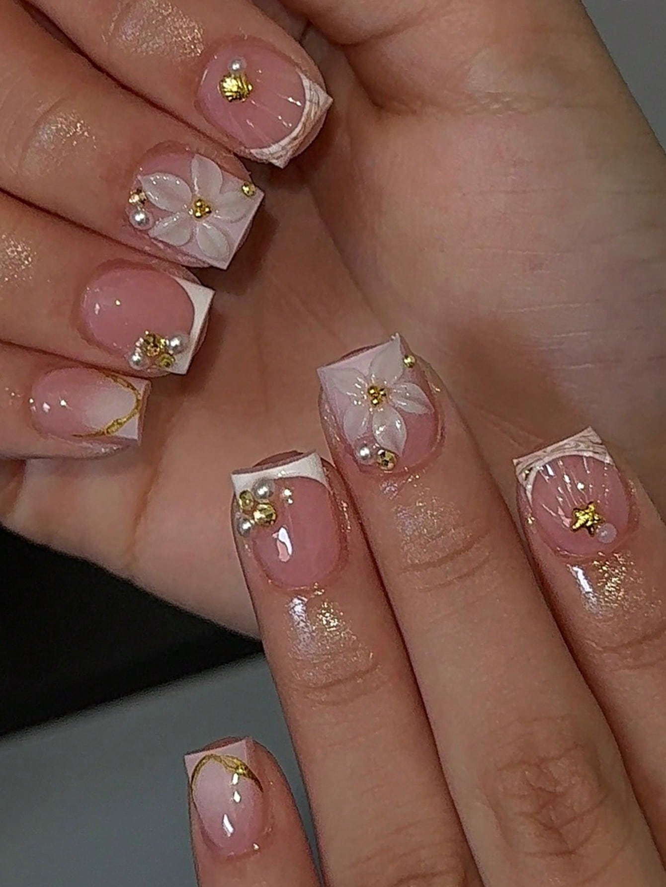 Nail Art Halal - 24 قطعة من الأظافر الاصطناعية القصيرة