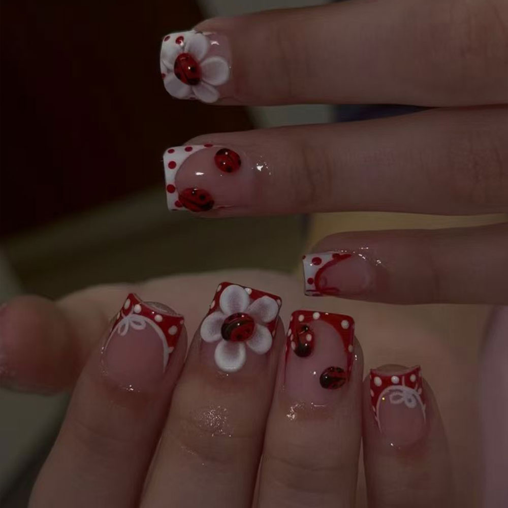Nail Art Halal - 24 قطعة لكل مجموعة. ملصقات أظافر