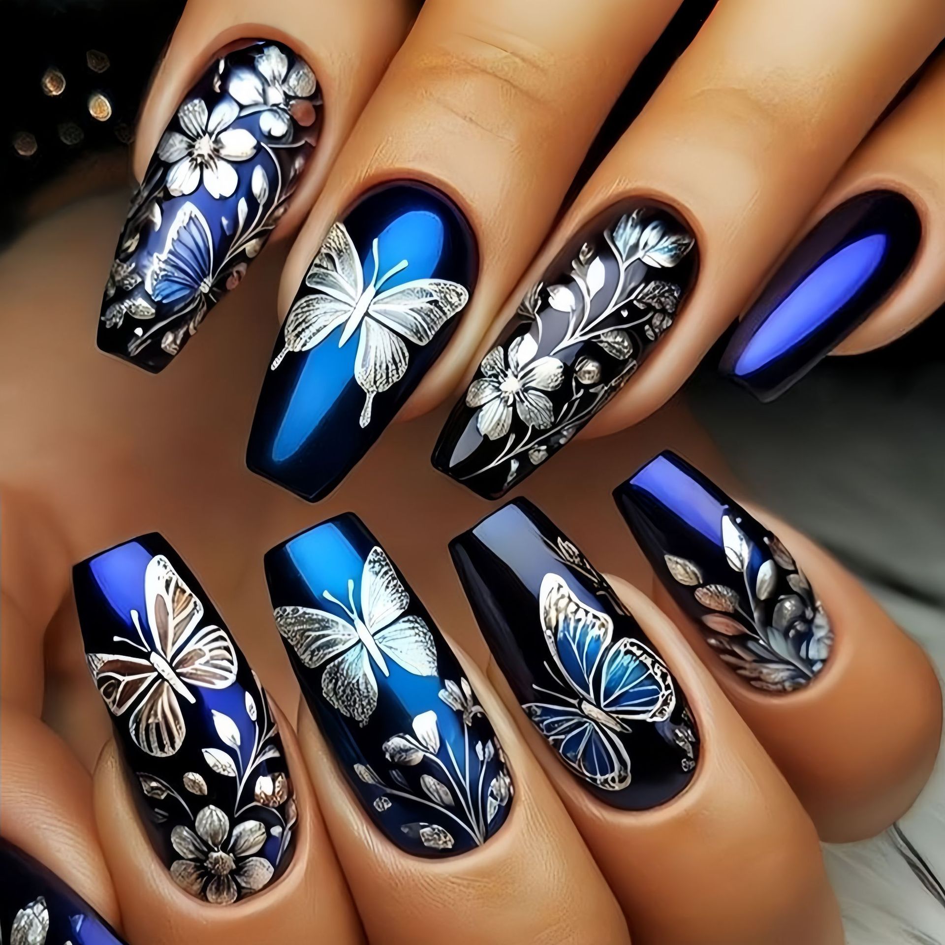 Nail Art Flower - أظافر صناعية متوسطة الطول للنساء والفتيات
