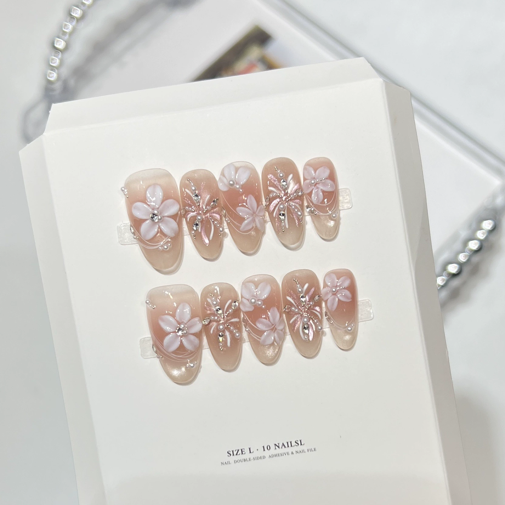10 قطع من الأظافر الصناعية الن - مراجعة Nail Art Flower وسعره